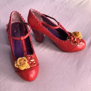 Anthropologie Poetic License Red Floral Mary Janes Size 7/38 EU Chunky Heel